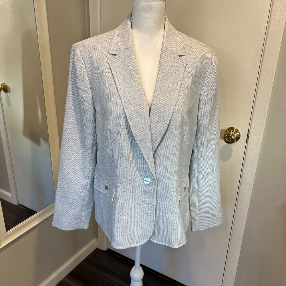 NWT Nine West Light Gray Single Logo Button Blazer Jacket, Size XL